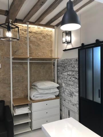 Apartment Aix, Neuf Equipe Paris